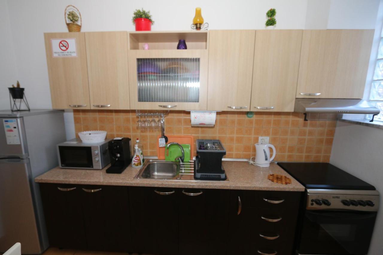 Sweet Living Apartment Shkoder Exterior photo